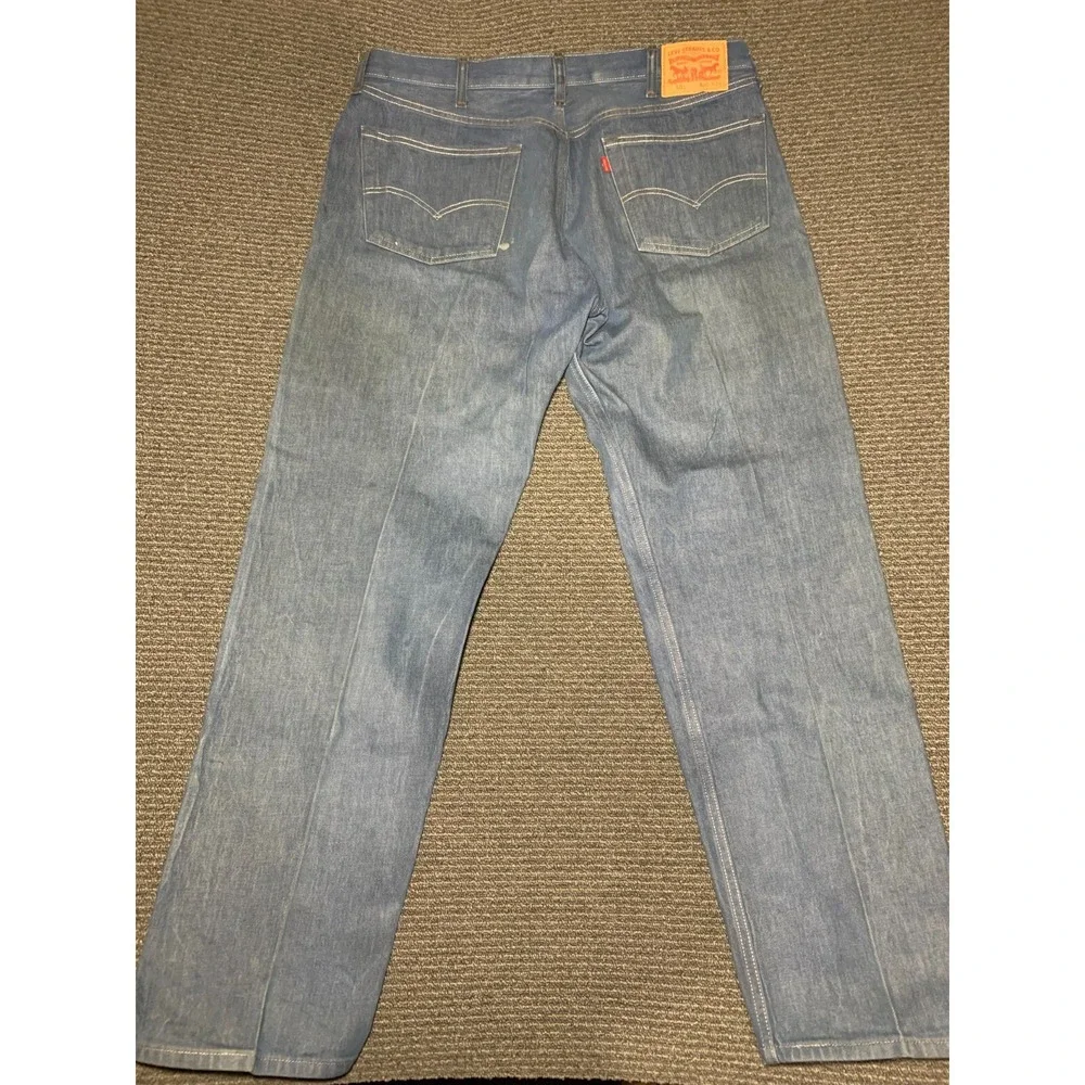 Levi Strauss 501 Men's Light Wash Button Fly Jeans W40x34